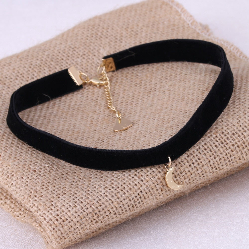 1Pc  Tiny Moon Pendant Black Korea Velvet Rope Choker Collar Necklace Female Simple Make Up Jewelry Girls Gift
