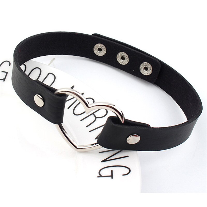 1pc Creative Choker Vintage Rock Collar Punk Goth Style Heart Rivet Decor Choker Leather Necklace Jewelry Accessories