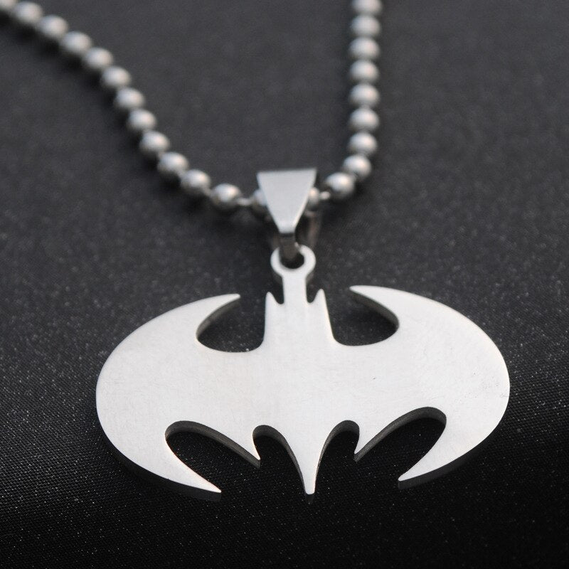 1pcs Stainless Steel animal Bat Movie Anime pendant Necklace for Boy Super Hero sign Necklace Pendant Jewelry gift