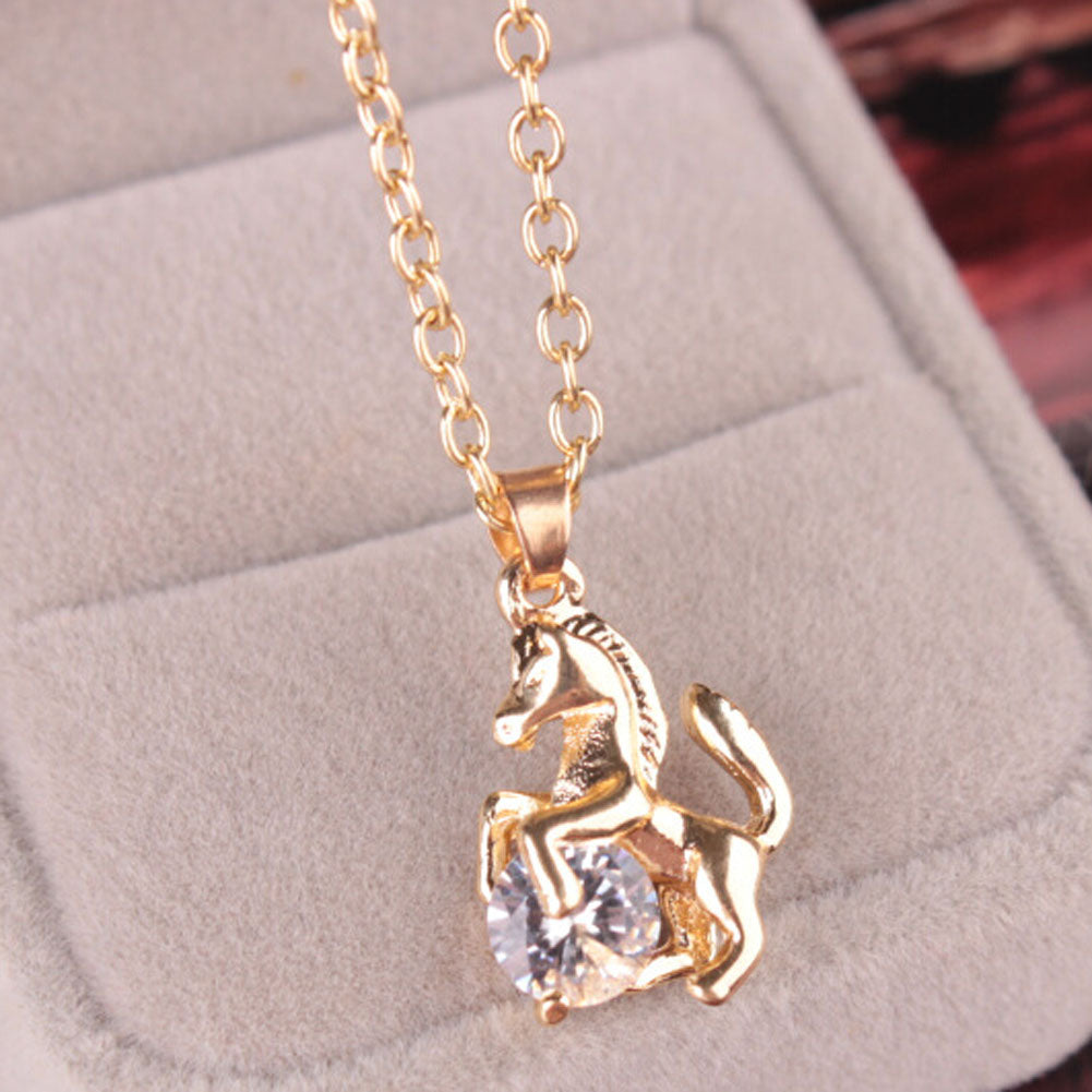 1pcs Wholesale Korea Jewelry Gold color Horse Crystal Pendant Necklace Alloy Cute Beautiful Little Animal Necklace Drop Shipping