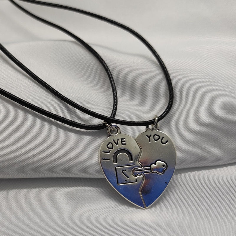 2 PCs/Set Couple Necklace for Women and Men Silver color Heart Pendant Paired Necklace Necklace Gifts for Women