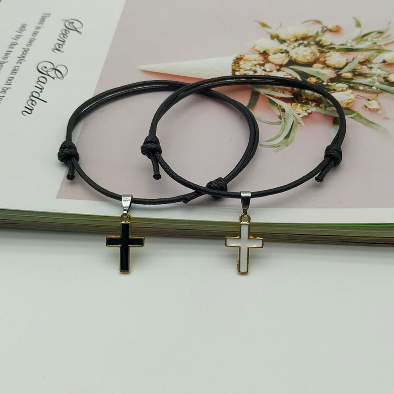 2 pcs/lot Cross Couple Bracelet   White Black Color Charm Bracelet Gift For Friend Lover Handmade Trendy Jewelry