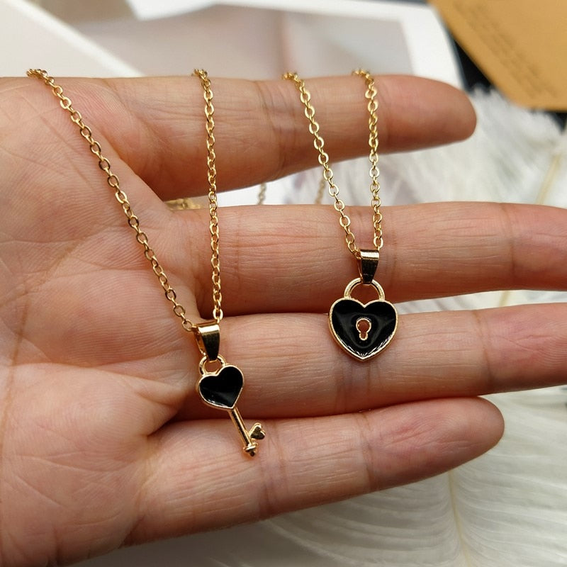 2 pcs/lots Lock Key Necklace For Women Delicated Popular Pendant Necklace Friendship Necklace Neck Jewelry