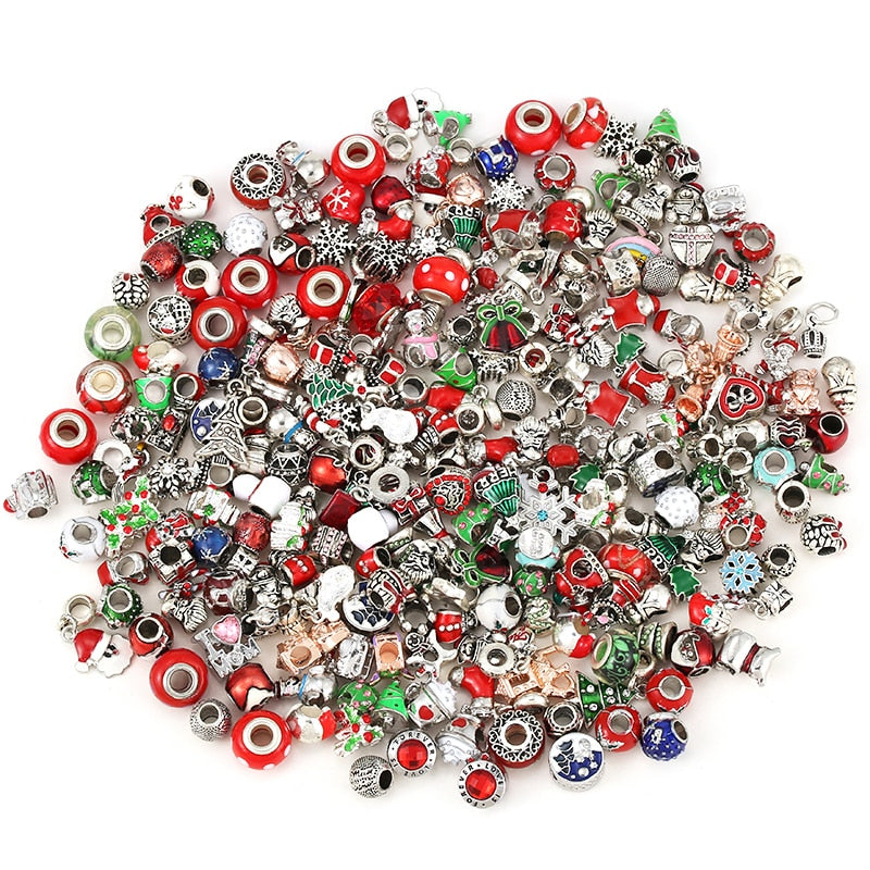 200Pcs Christmas Series Silver Plated Charm Beads Pendant Different Types of Charms Shipped Randomly 2022 Xmas Gift Accessories