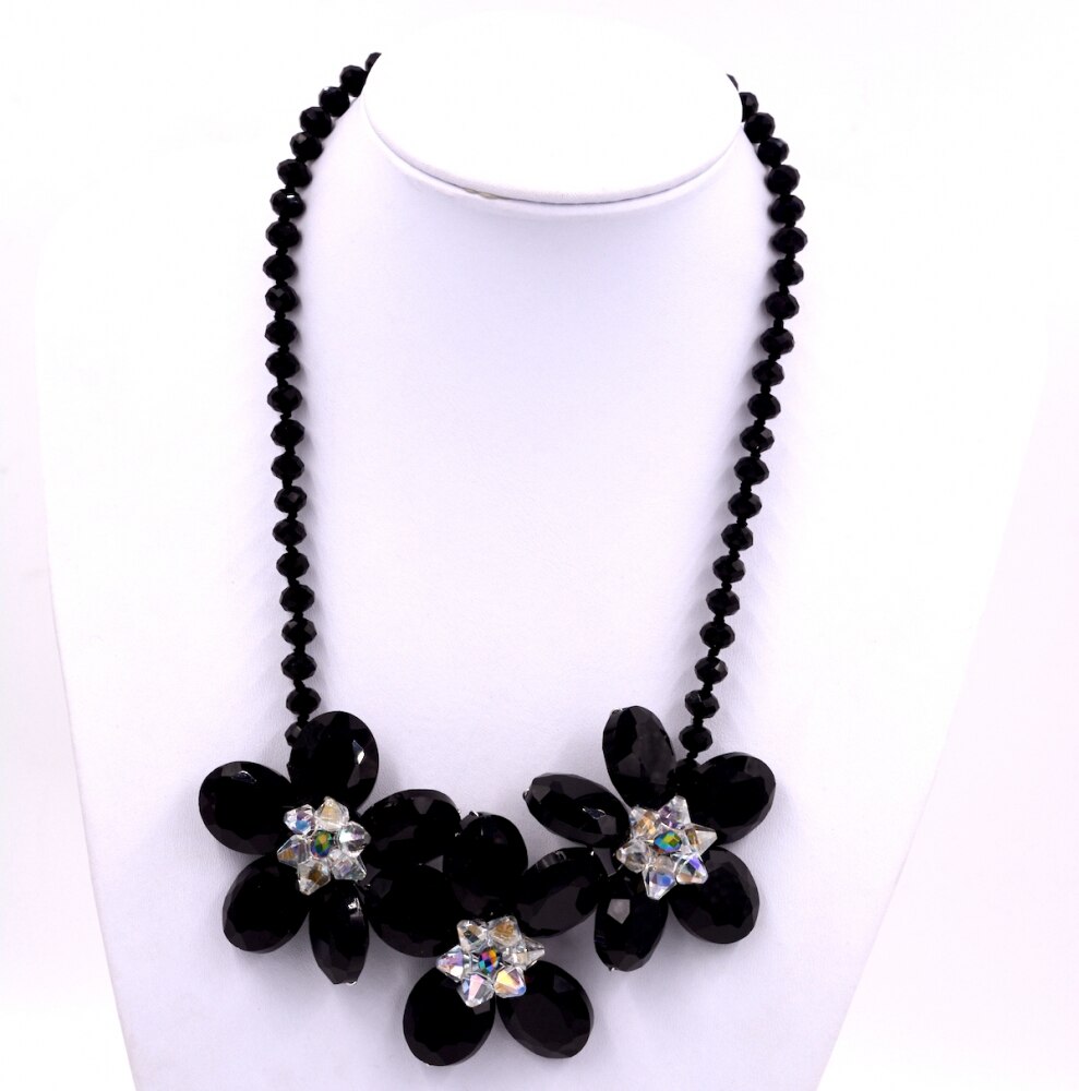 2021  Jewelry Handmade Black Crystal flower chokers necklace Jewelry Sell