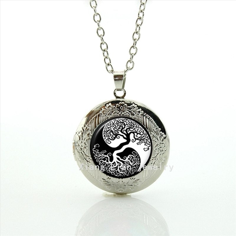 2020 Sale Limited Collares Collier Maxi Necklace Lotus Om Buddhist Pendant Necklace Jewelry Gfits, Wedding Party Locket T446