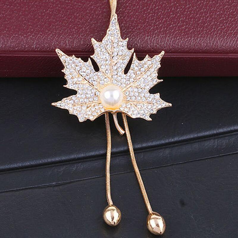 2020 Lovely Maple Leaf Long Beaded Chain Tassel PendantNecklace Women Office Lady Imitation Pearl Jewelry Bijoux Gifts