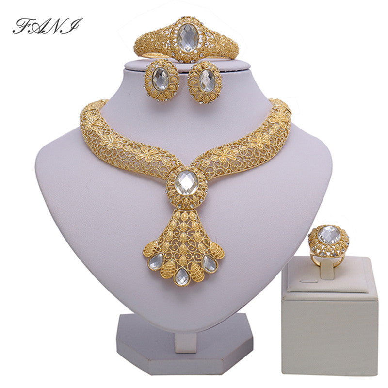 2020 Bridal Gift Nigerian Wedding African Beads Jewelry Set Brand Woman Fashion Dubai Gold Color Jewelry Set Wholesale Design
