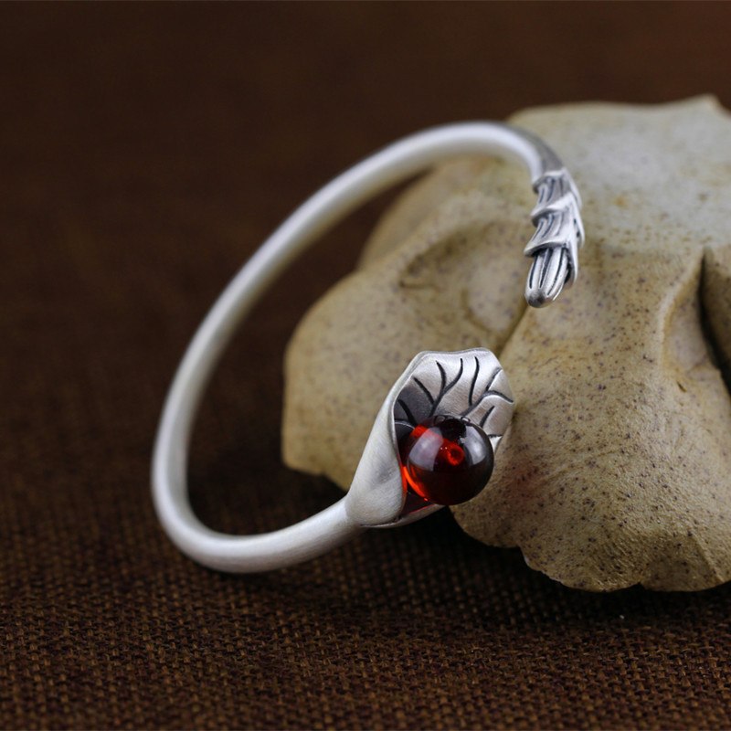 2020 Hot Sale New Women Garnet Anniversary No Bangle Character Of Products Matte Fine Handmade Ms Lotus Pomegranate Bracelet