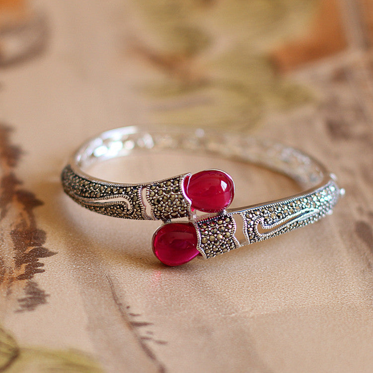 2020 New Arrival Hot Sale Armbanden Voor Vrouwen Character Items S925 Pure Ornaments Retro Elegant Lady Mouth Corundum Bracelet