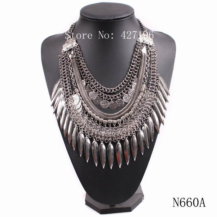 2020 New Design Wholesale Women Fashion Necklace Tassel Chain Chunky Vintage Alloy Necklace Choker Bib Statement Necklace