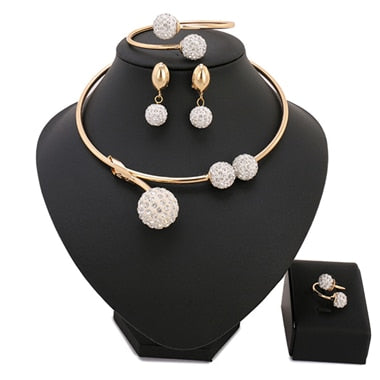 2020 New Fashion African Beads Jewelry Set Exquisite Carved Dubai Pure gold -color Jewelry Set Nigerian Wedding Bridal Bijoux