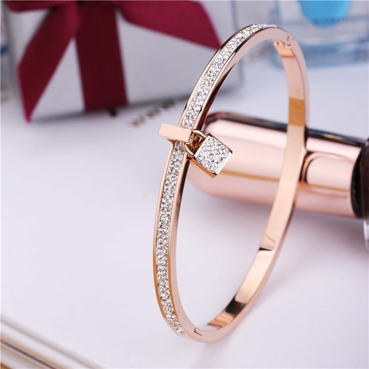 2020 New Fashion Stainless Steel Bangles Bracelet For Women Padlock Gold Rose Gold Silver Color Key Charm Famous Brand Jewelry