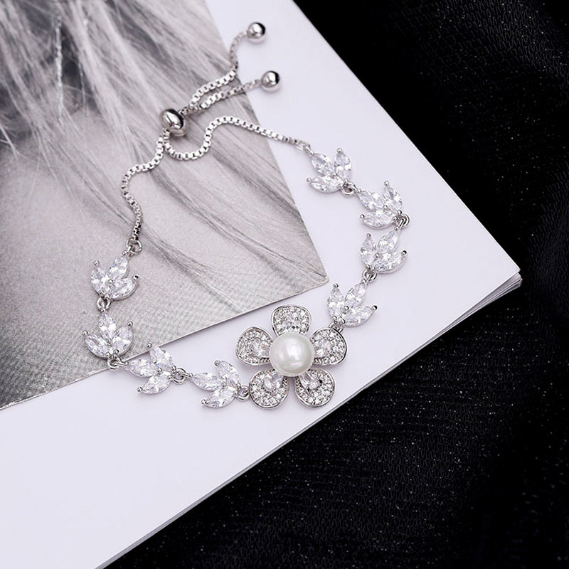 2020 New Hot Sale Fashion Bracelet Jewelry Pearl Embellishment Charm Women Anniversary Gift Jewelry Accessories