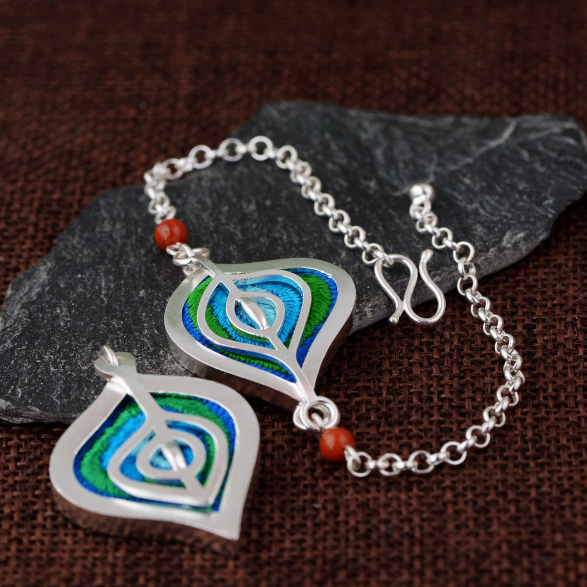 2020 Real Sale Kehribar Jewelry Line Fine Pendant With Embroidery Women Of National Wind Handmade Bracelet new Products