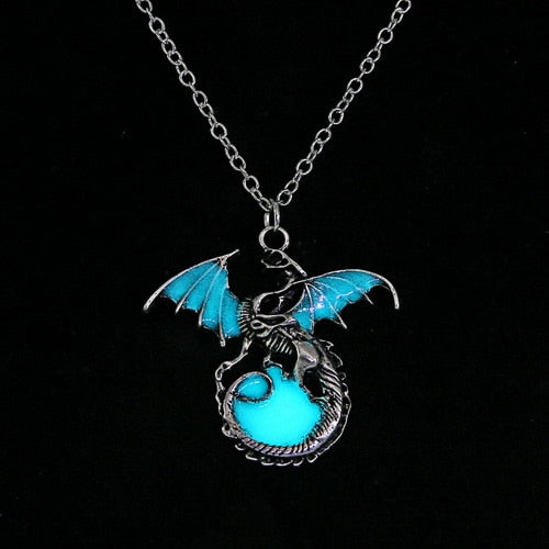 2020 Retro Dragon Glow in the Dark necklace Silver Chain Jewelry Ancient Dragon Pendants & Necklaces Me Punk Dragon Necklace
