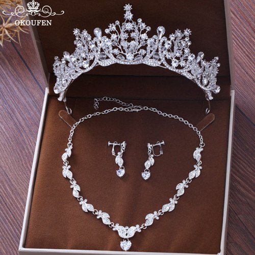 2020 Rhinestone Women Hair Jewelry Sets Necklace Earrings White Color Crowns and Tiaras Headpieces Bridal Accessories For Bride