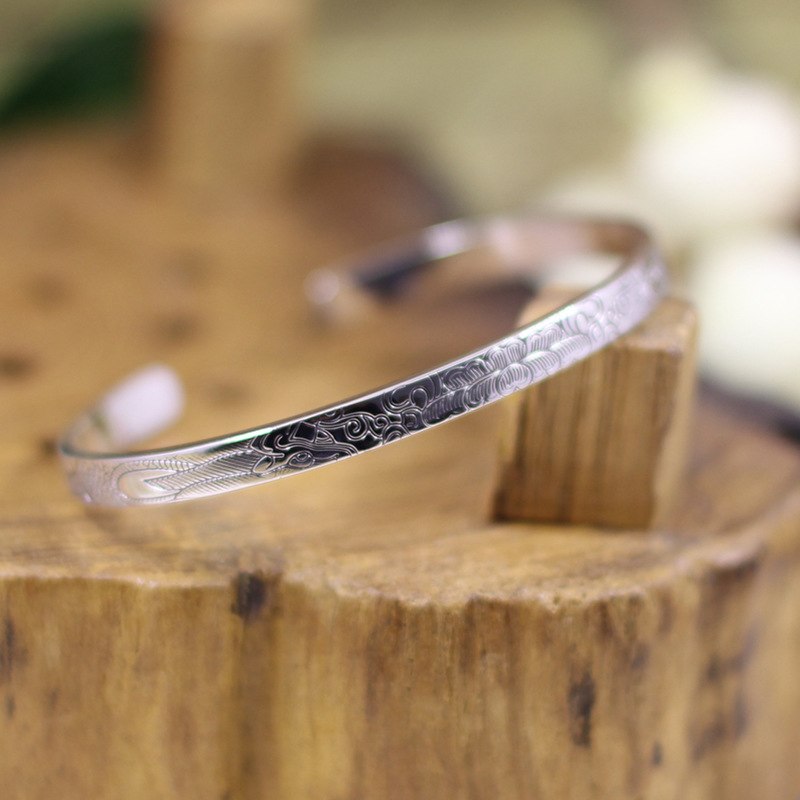 2020 Rushed New Women No Bangle Fashion Items Thai Wholesale S925 Pure Ornaments Ssangyong Carved Dragon Lady Bracelet