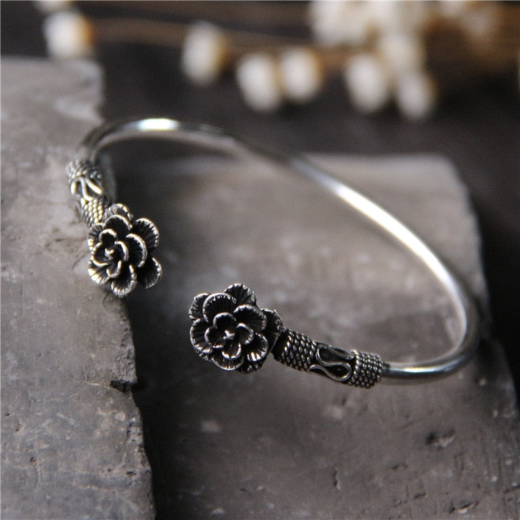 2020 Rushed Sale Women No Armbanden Voor Vrouwen The Vatican Thai Bracelet 925 Sterling Rose Character Ms Retro Open Style