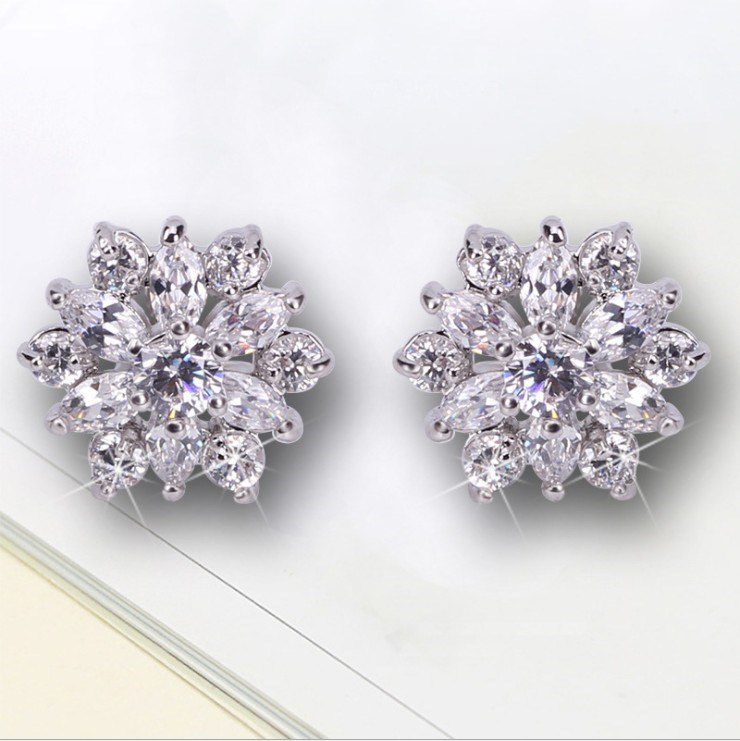 2020 Sale European 925 anti-sensitive silver stud earrings Crystal from Austrian Earrings for Women Wedding Jewelry gift