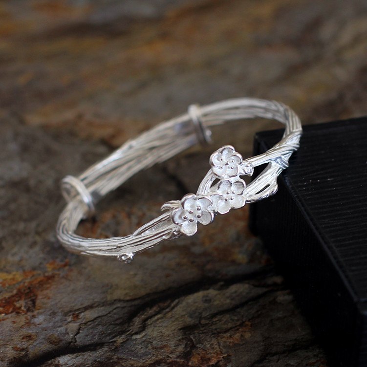 2020 Time-limited Top Fashion Bangle Character Product Exquisite S925 Pure Jewelry Wholesale, Fashion Women's Clubs Bracelet