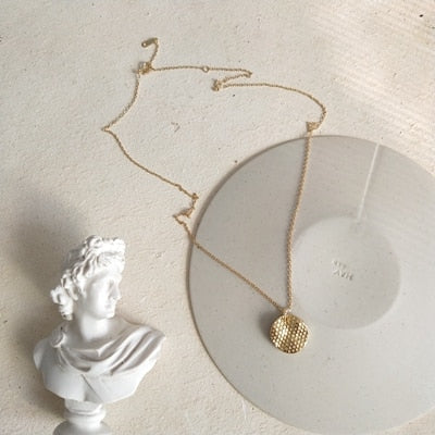 2020 new 925 sterling silver Bee and bee plate necklace simple natural element design wild necklace for women bee fine jewelry