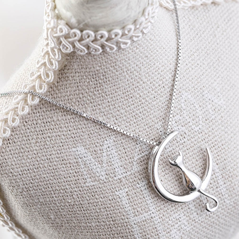 2020FASHION Silver Moon Cat Necklaces Pendant Long Kitty Necklace For Women