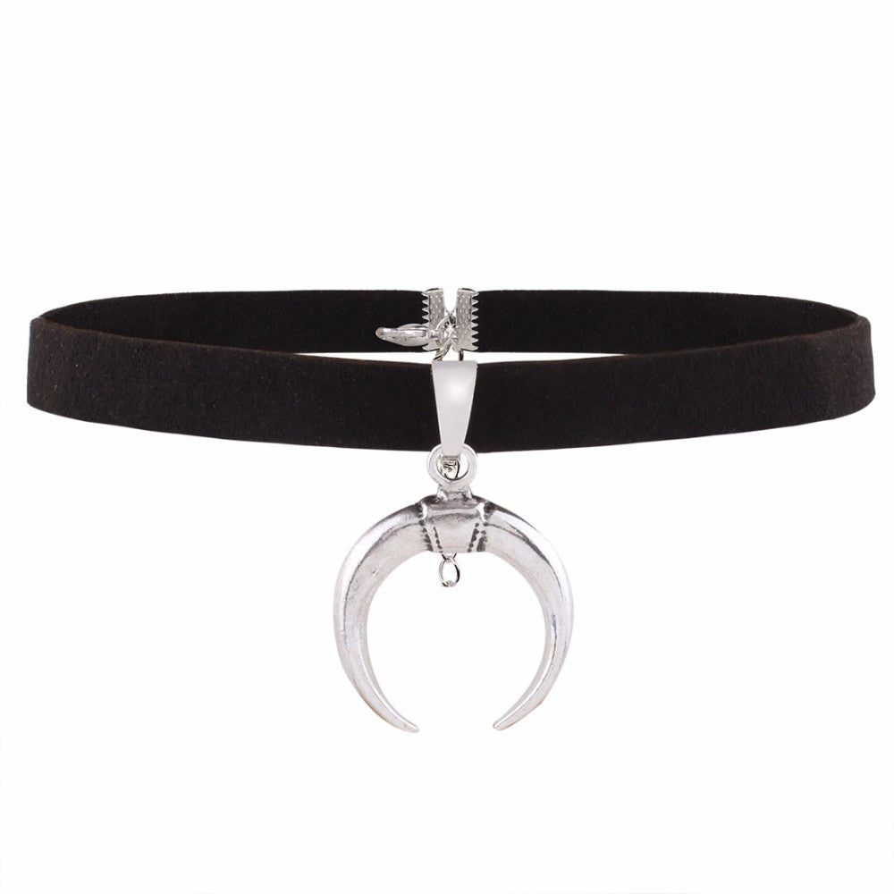 2021 Design Black Velvet Ribbon Choker Necklace Gothic Handmade With Charm Moon Pendant Gothic Emo For Women Collares Mujer