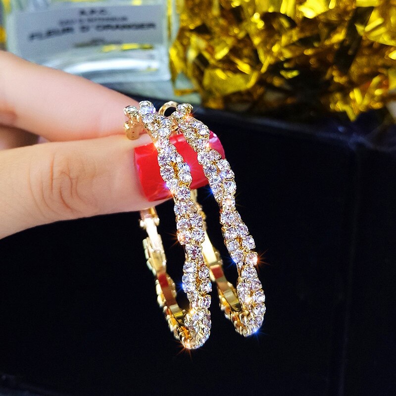 2022 design jewelry metal round winding crystal hoop earrings  shiny wedding party earrings for women gfit