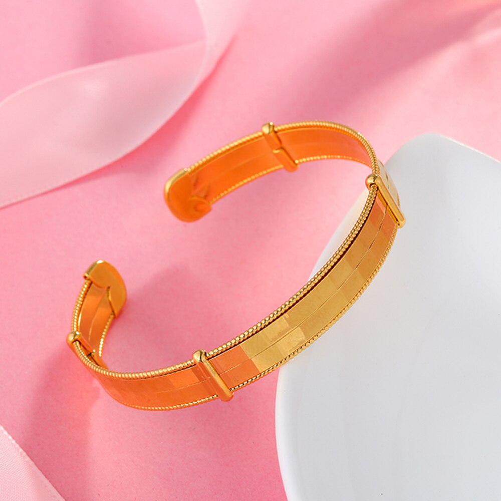 2022 Classic Lattice Cuff Bracelet Bangles For Woman & Man Simple Vintage Golden Bracelets for Couples Jewelry Accessories Gift