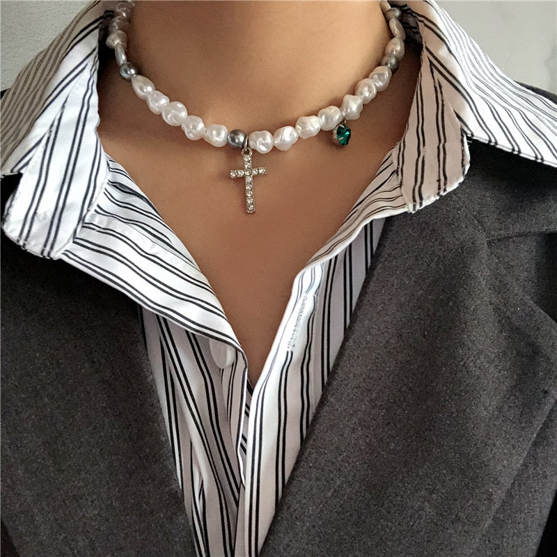 2021 Hip Hop Multi-layer Imitation Irregular Pearls Cross Chain Metal Beads Line  Chain Necklace for Women Jewelry