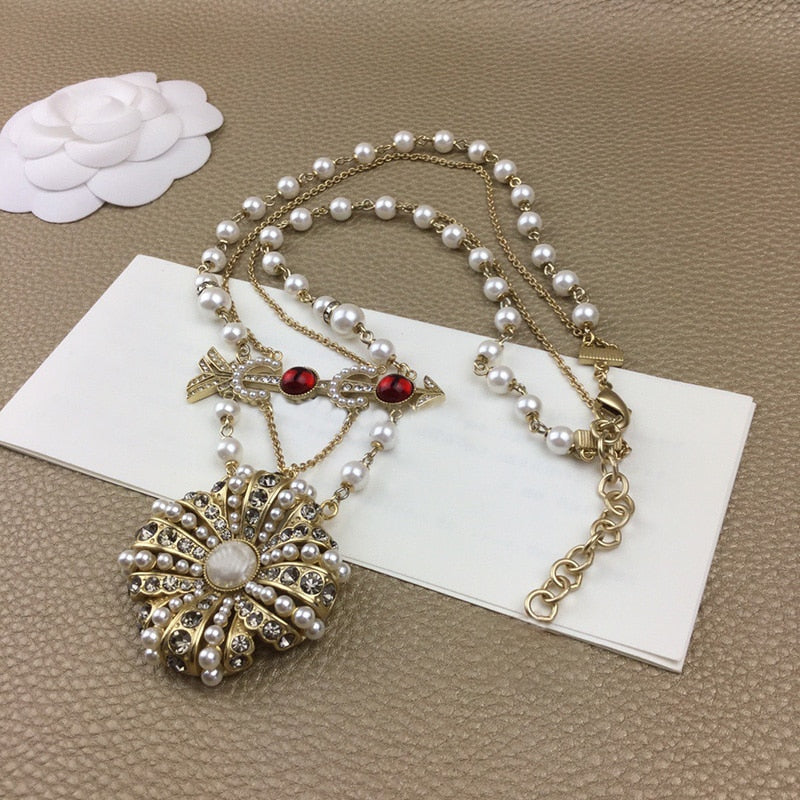 2021 Brand Jewelry  Women Vintage Pearls Chain Big Flower Pendants Red Crystal Necklace Party Fine Jewelry