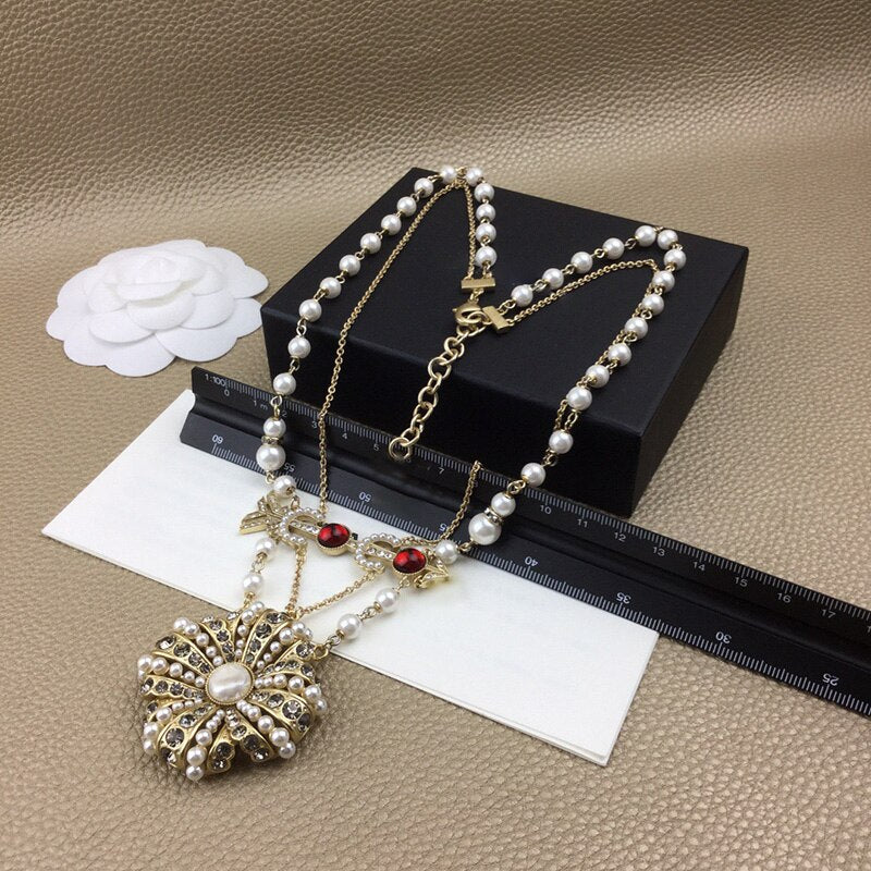 2021 Brand Jewelry  Women Vintage Pearls Chain Big Flower Pendants Red Crystal Necklace Party Fine Jewelry
