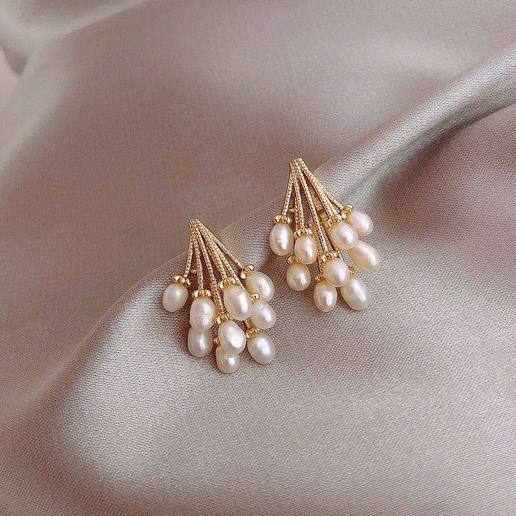 2022 Jewelry Hedgehog Shape Copper Freshwater Pearl Earrings Elegant Party Party Earrings for women