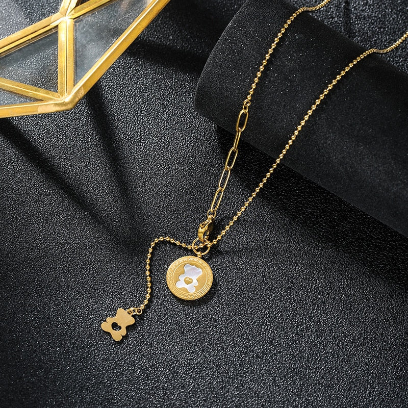 2022 Korean Exquisite Cute Bear Necklace Temperament Titanium Steel Shell Clavicle Chain Necklace Female Jewelry
