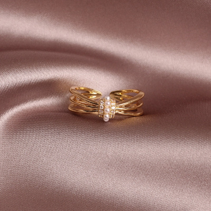 2022 Korean design jewelry simple white pearl copper inlaid zircon open female daily ring
