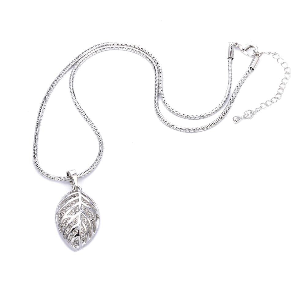 2022 Leaf Pendant Choker Chain Women Necklace Coffee Gold Silver Color CZ Zirconia Hollow Women Accessories Jewelry Party Gift