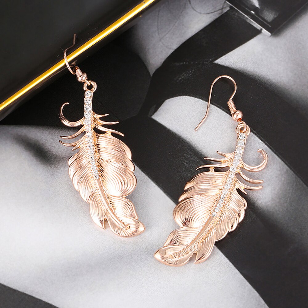 2022 Metal Feathers Crystal Long Dangle Earring Female Feather Leaves Shape Big Eardrops For Women Jewelry Party Gift