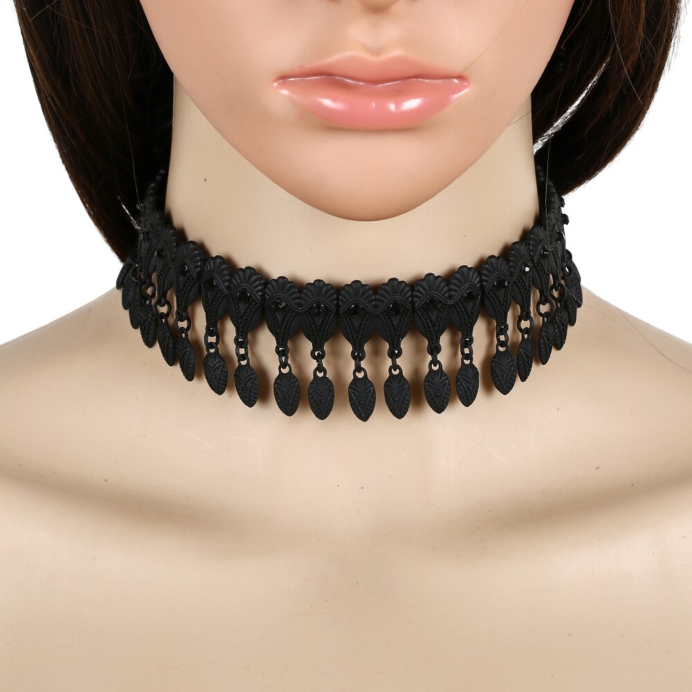 2021 Vintage Rhinestone Choker Necklace for Women Boho Ethnic Style Retro Carved Neck Chokers Maxi Necklace Collares