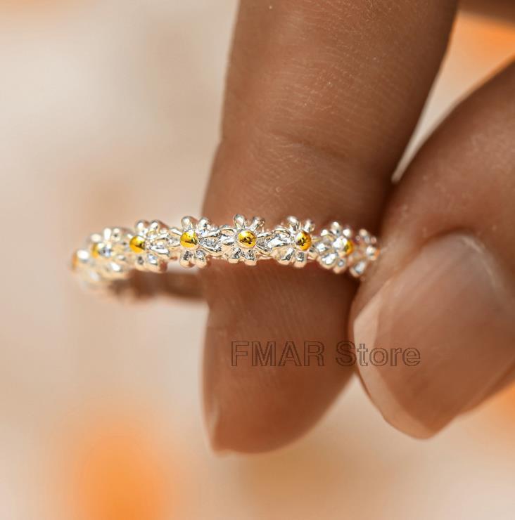 2022 Colorful Daisy Flowers Beaded Necklace Charm Statement Short Choker Necklace for Women Korea Summer Jewelry