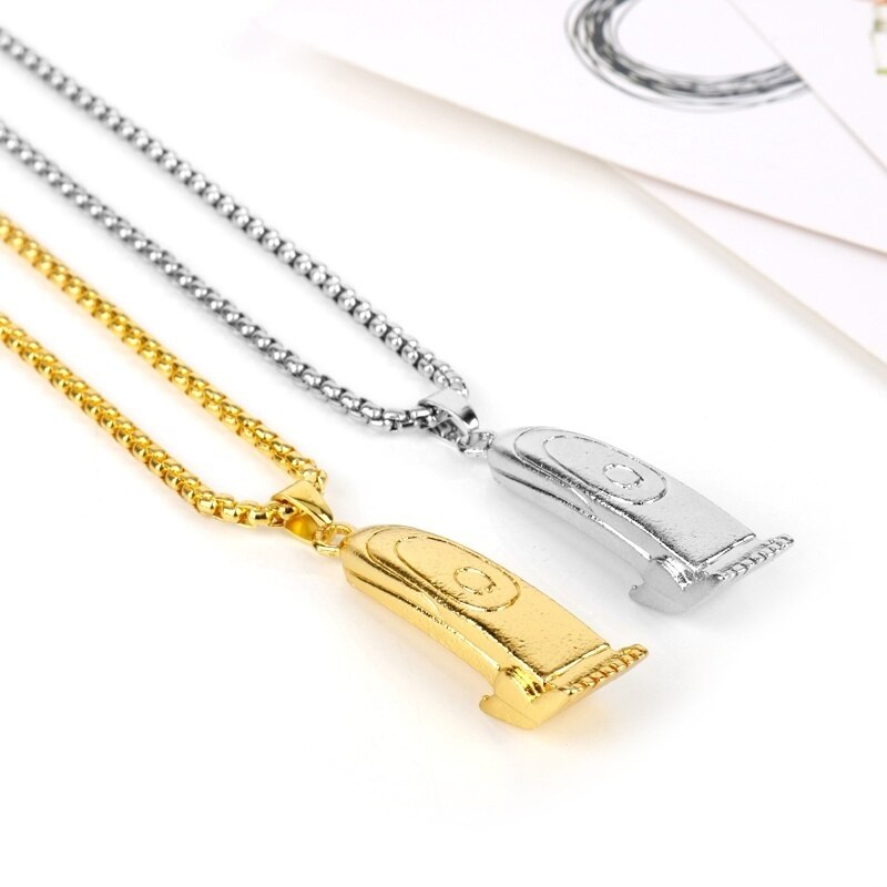 2022 Creative Razor Pendant Necklace Popular Simple Personality Wild Exquisite Design Hip Hop Party Pendant Jewelry Gift