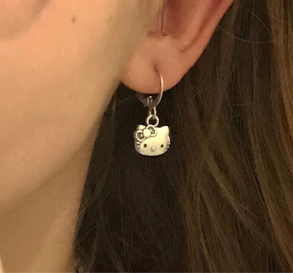 2022 Goth Indie Korea Cute Cat Cat Hollow Pendant Necklace Female Stainless Steel Alloy Goblincore E Girl Accessories Jewelry