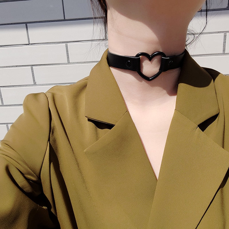 2021 Heart PU Leather Choker Necklace women goth Gothic Studded Choker Vintage punk Collar Necklaces Women Cosplay Jewelry Gift