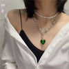 2021 Design Ins Freshwater Pearl Choker Necklace Punk Goth Green Heart Thorns Clavicle Chain Necklace Vintage Grunge Jewelry
