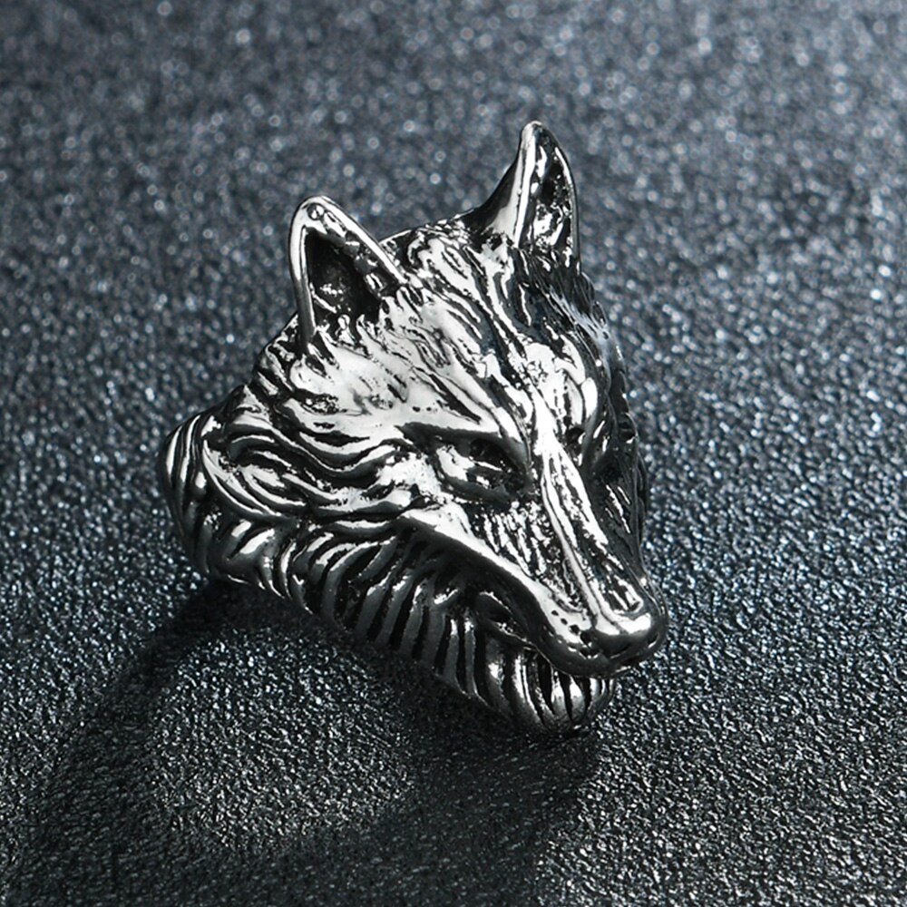 2021   Retro Leaf/Wolf/Snake/Skull Pattern Vintage Ring Anniversary Gift High Quality Punk Unisex Male Party Jewelry