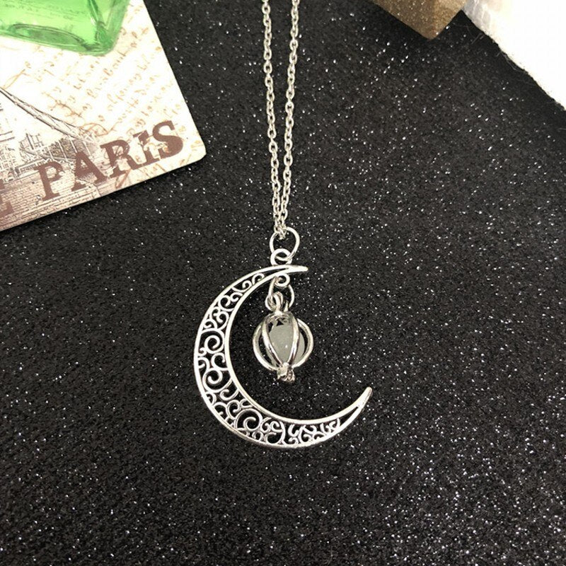 2021 Luminous Gem Stone Moon Pendant Necklaces For Women Men Trendy Vintage Moon Pendant Necklace Jewelry Gifts