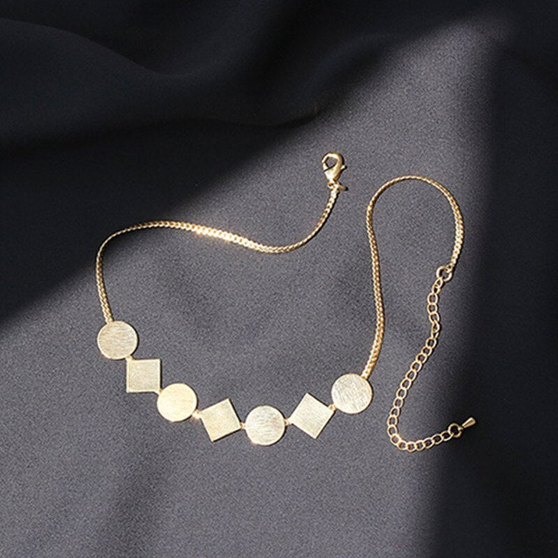 2021 Simple Fshion Geometric Square Round Pendant Gold Color Metal Necklace for Women Girls Chic Jewelry Accessories