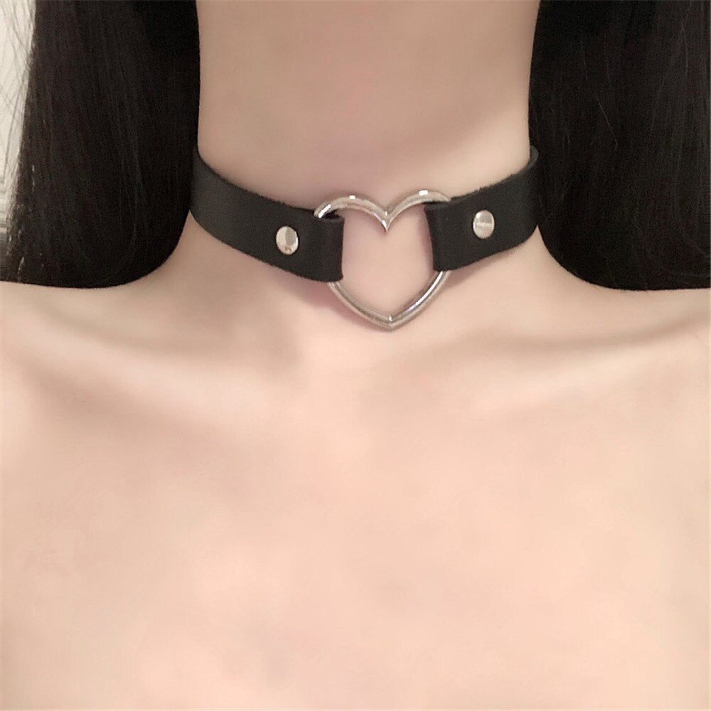 2021 Trendy Simple Heart Choker Necklace PU Leather Colorful Collar Punk Gothic Women Jewelry Handmade Harajuku Party Club 2021