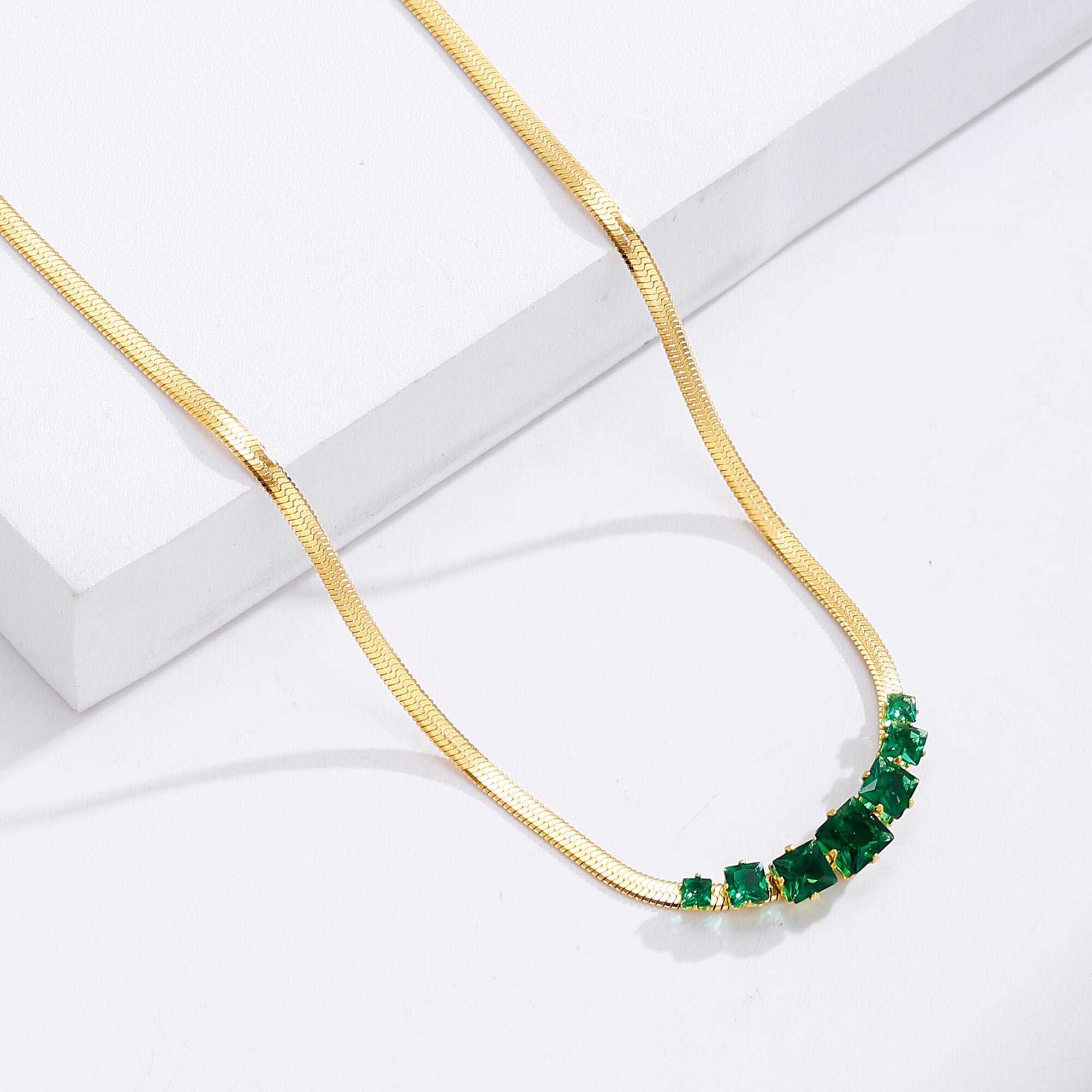 2022 Green Zircon Stainless Steel Necklace Crystal Pendant Necklace Snake Chain Choker Necklaces for Women Jewelry Gifts