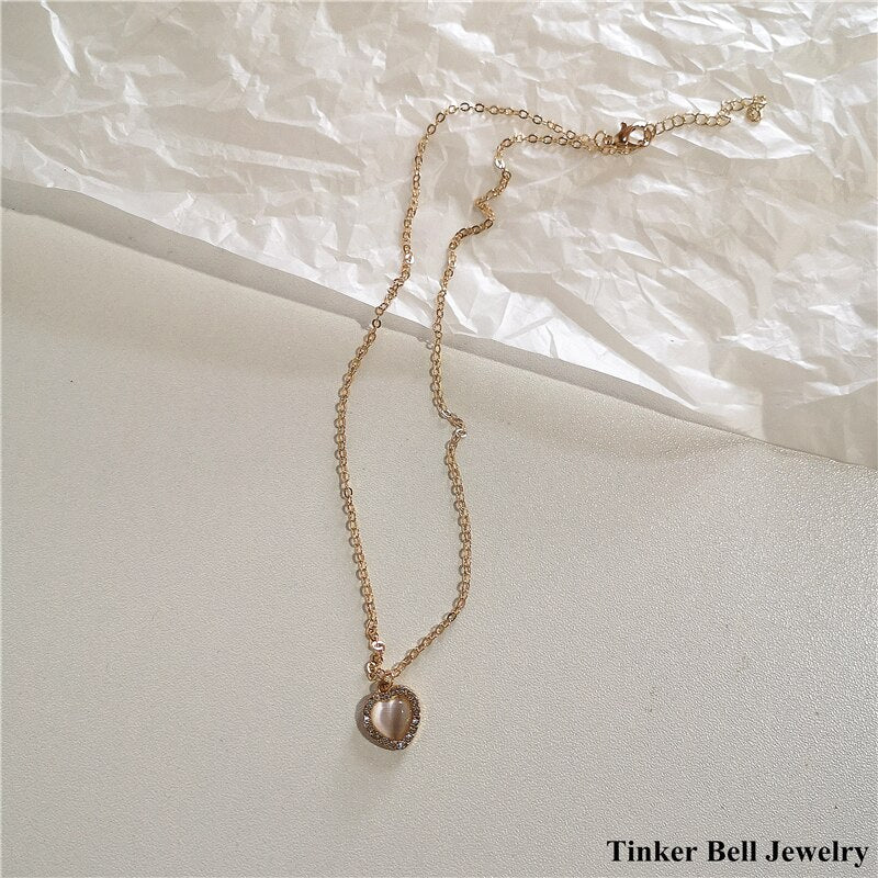 2022 Kpop Vintage Baroque Aesthetic Hollow Out Love Heart Pendant Zircon Pearl Chain Choker Necklace For Women Bff Party Jewelry